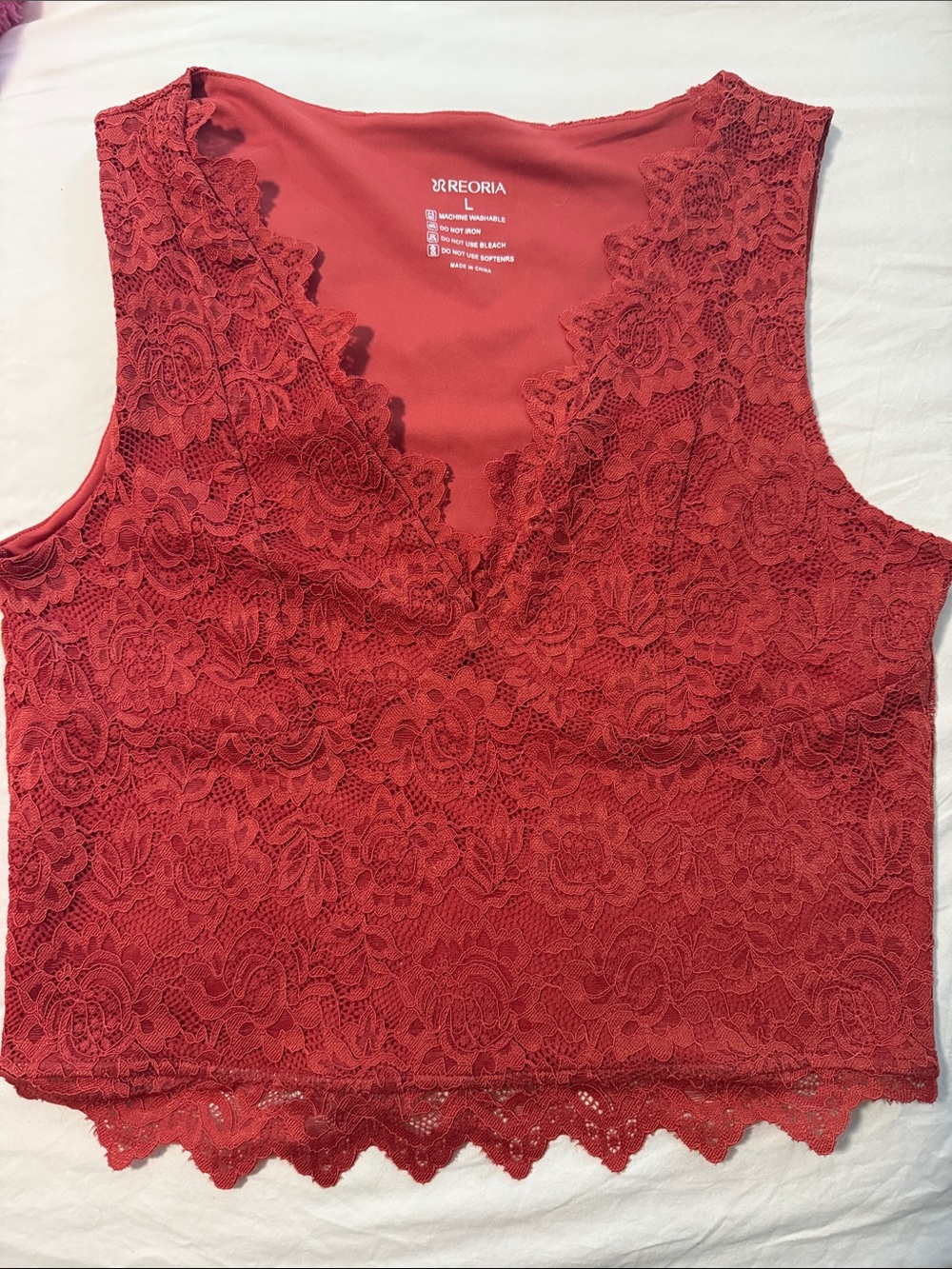 Red Lace V-Neck Sleeveless top